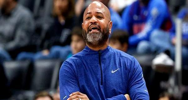 活塞主帅首掌全明星
 
14胜到东部第一，只用一年零三个月。J.B.比克斯塔夫拿