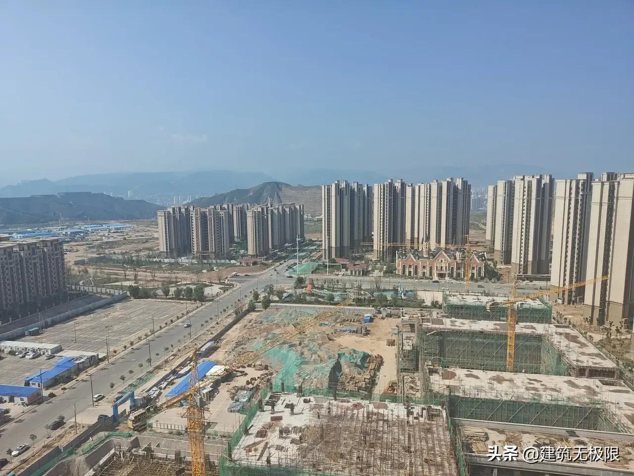 比许家印集团更大的骗子你们知道吗？保交楼交的是寂寞。