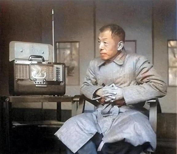 张学良得知杨虎城遇害，反复说一句话！晚年全力为他平反、除污名
 
1949年9月