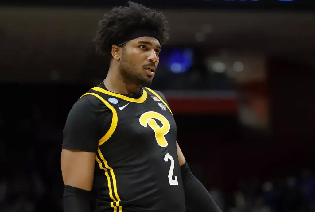 太子缺席！NBA夏联，湖人（107分）大胜公牛（81分）三战三捷，渐入佳境，球员