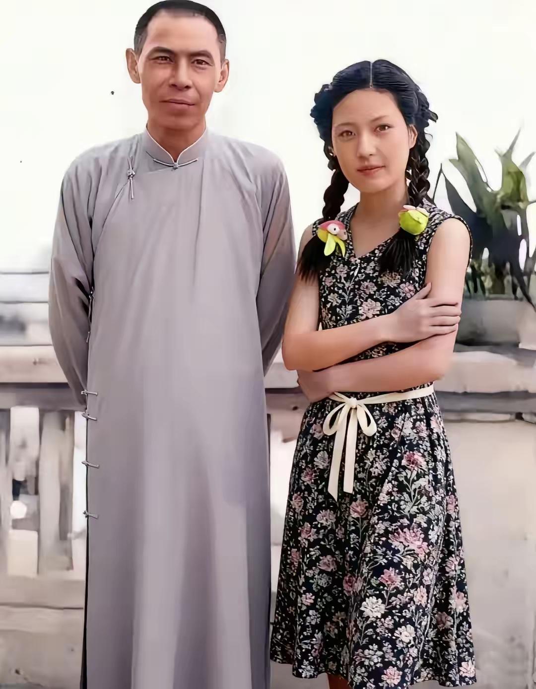 放在今天的审美观，这个民国的“美女”若去考北影、中戏，肯定过不了面试头轮。