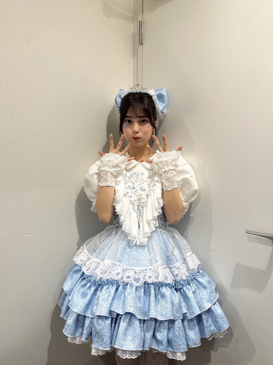 大久保桜子（お知らせ 📢´-がらり さん「レンズ」のMVに出演しております。ぜ