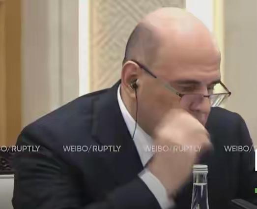 俄财长：中俄贸易几乎完全使用本币结算，基本脱离西方