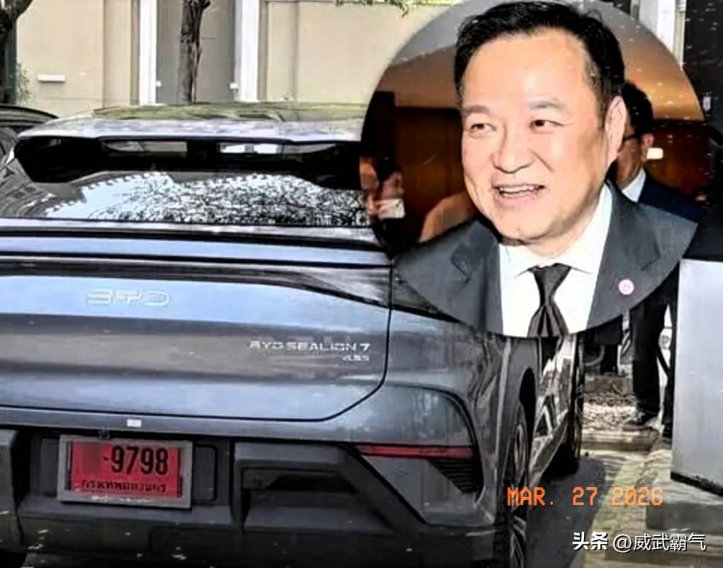 刚刚再次出任泰国总理的阿努廷，很快就用一个动作圈了无数咱中国粉：他宣布把自己的座