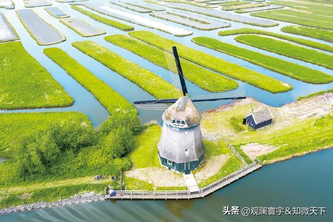 荷兰近三成土地低于海平面，全境五分之一陆地是历代围海拓出来的土地，没有堤坝、排水