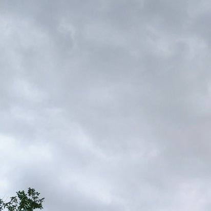 生活是长卷，我们是记录者。不必等风停，就在风雨中作画，不必到远方，此刻已是风景。