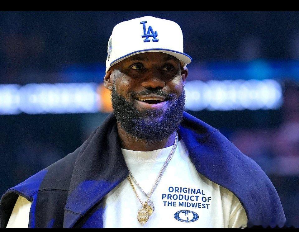 1月24日讯 近日，德雷蒙德·格林在自己的播客节目《The Draymond G