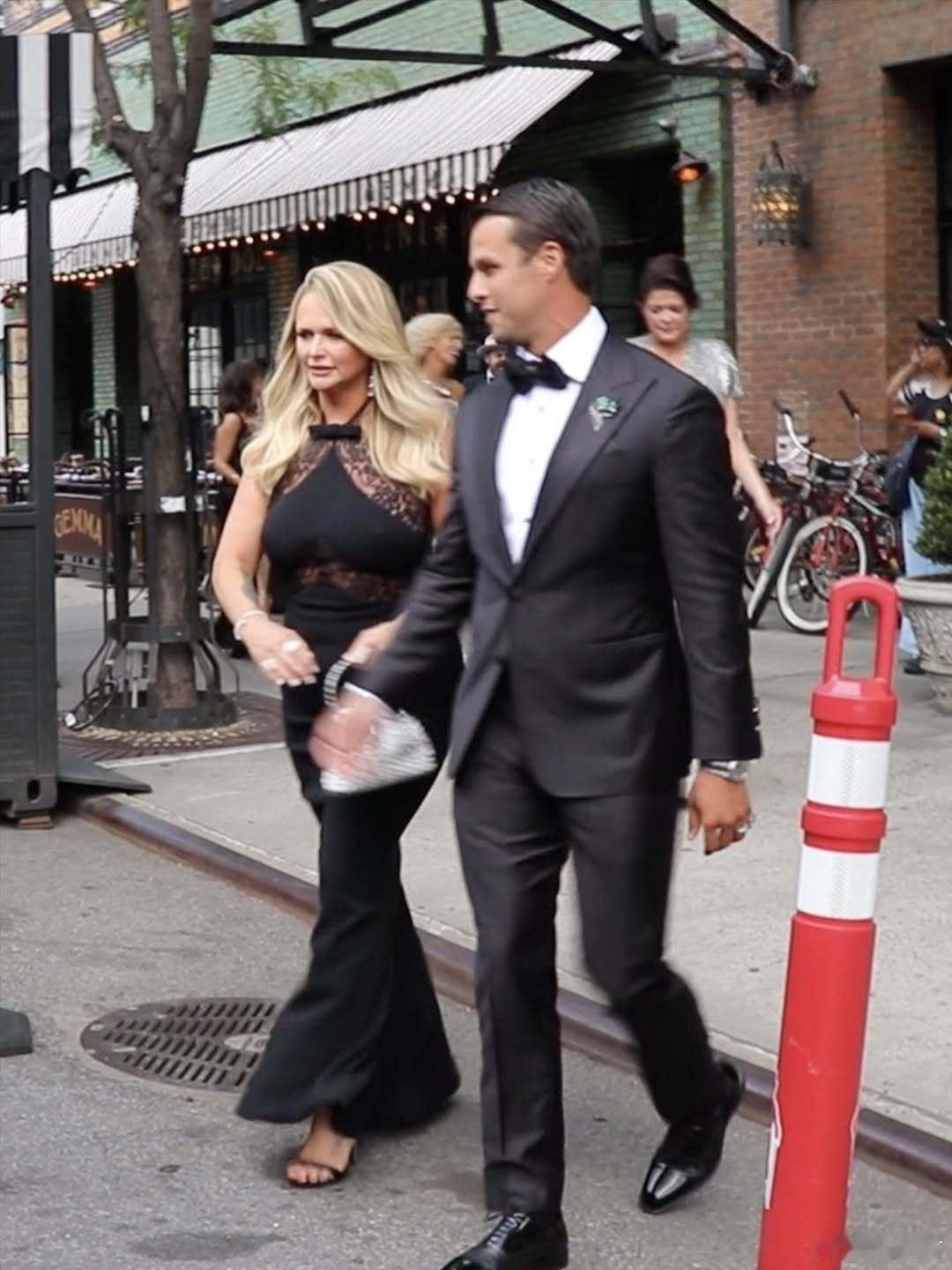 霉霉婚礼星光霉霉婚礼阵容堪比MetGala岂止metgala啊，metgala都