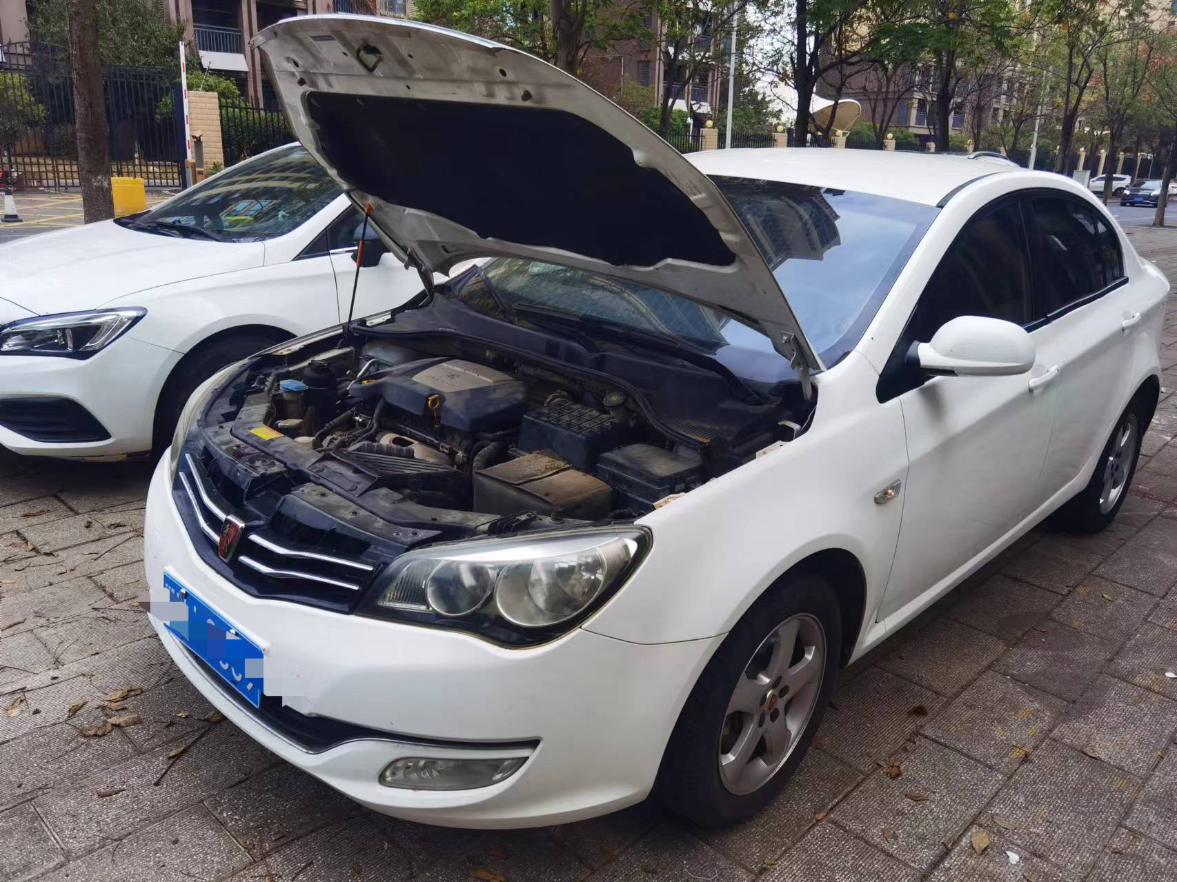 一上午拿下两台 2014年荣威 350手动 7万公里2015年昂克赛拉自动 1.