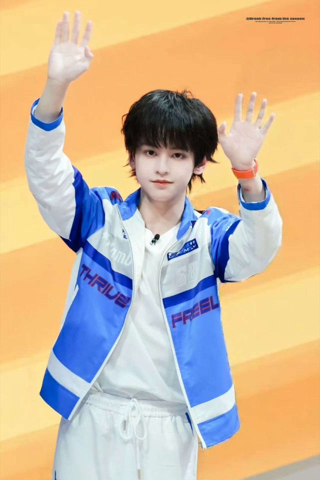 TF家族运动会直播偶然刷到运动会的直播切片，才明白为什么大批网友蹲守整场直播。一