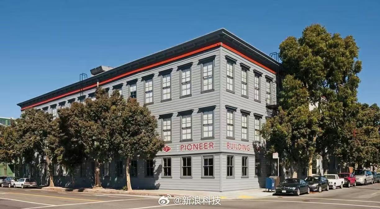 据英国《金融时报》3月21日报道，有知情人士透露，美国知名人工智能公司OpenA