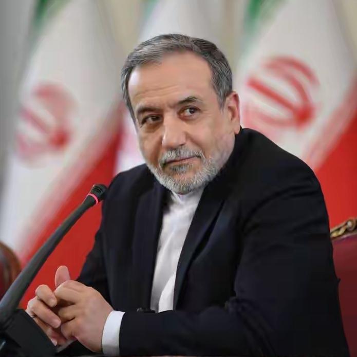 说实话，真心觉得伊朗在过去的这一个月里表现的确很勇，值得点大赞

近日，伊朗外长