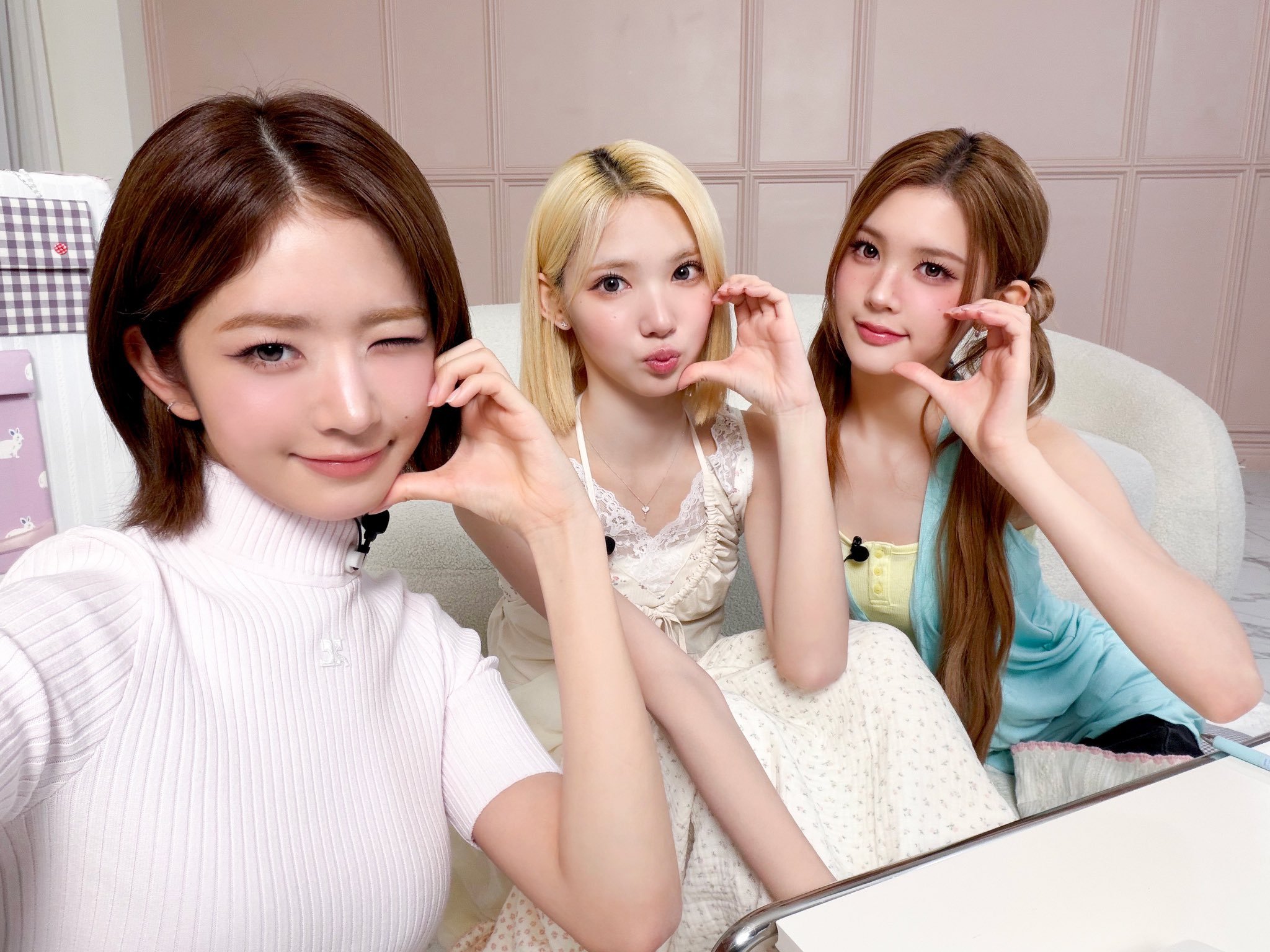 follow rei下期嘉宾h2h jiwoo ana ​​​