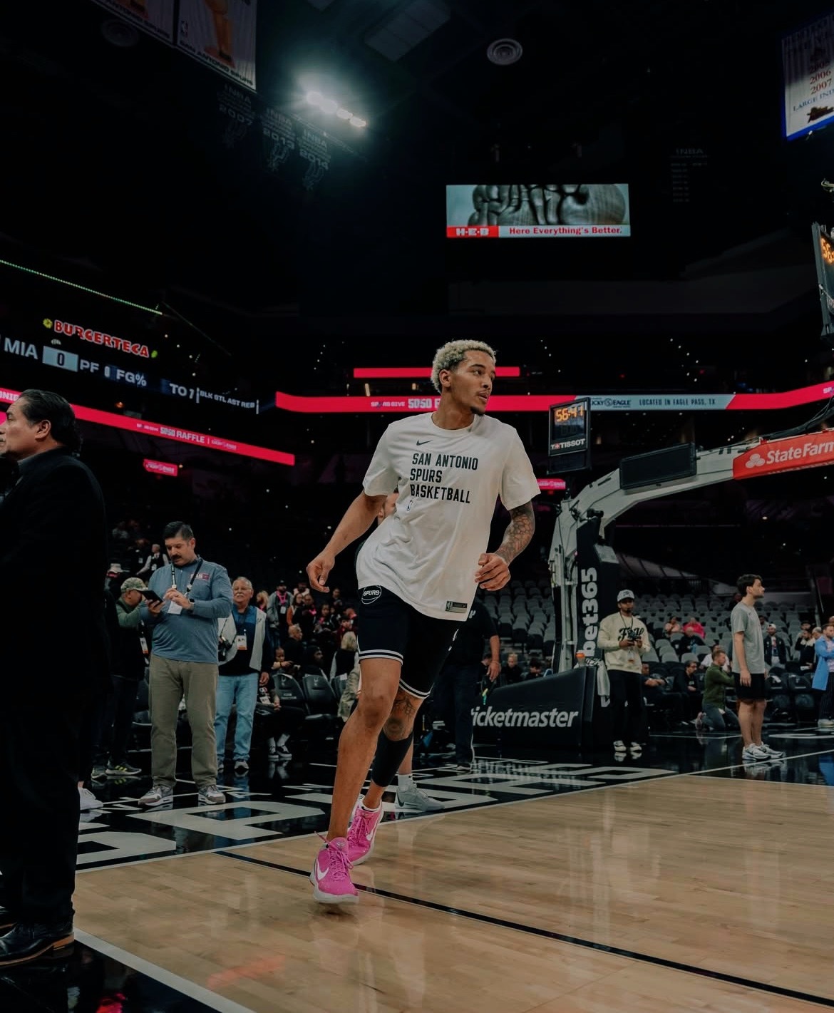 晚安马刺 用心对待每一件小事，不敷衍、不懈怠，好运到来时，自然能稳稳接住。晚安刺