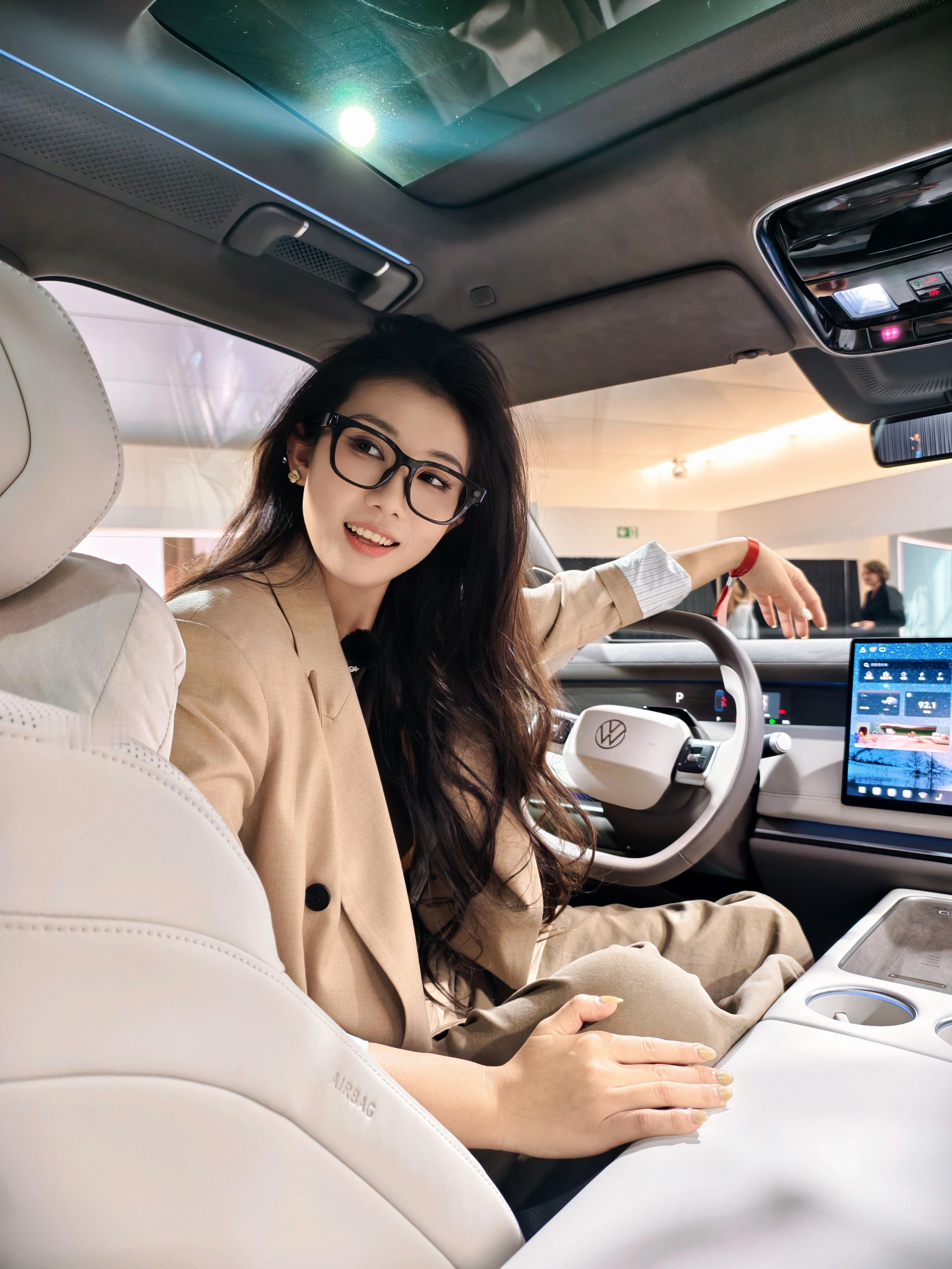 高能量拉满的一天✨探访了大众设计中心🏭 & 沉浸式体验ID.ERA 9X（没错