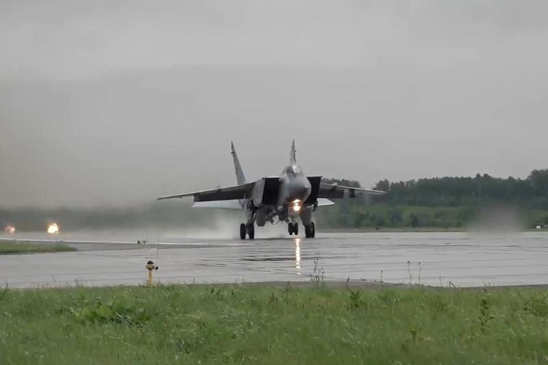 世界空军哪家强？这可是个热门话题。美国空军必须拥有姓名。它装备先进，有F - 2