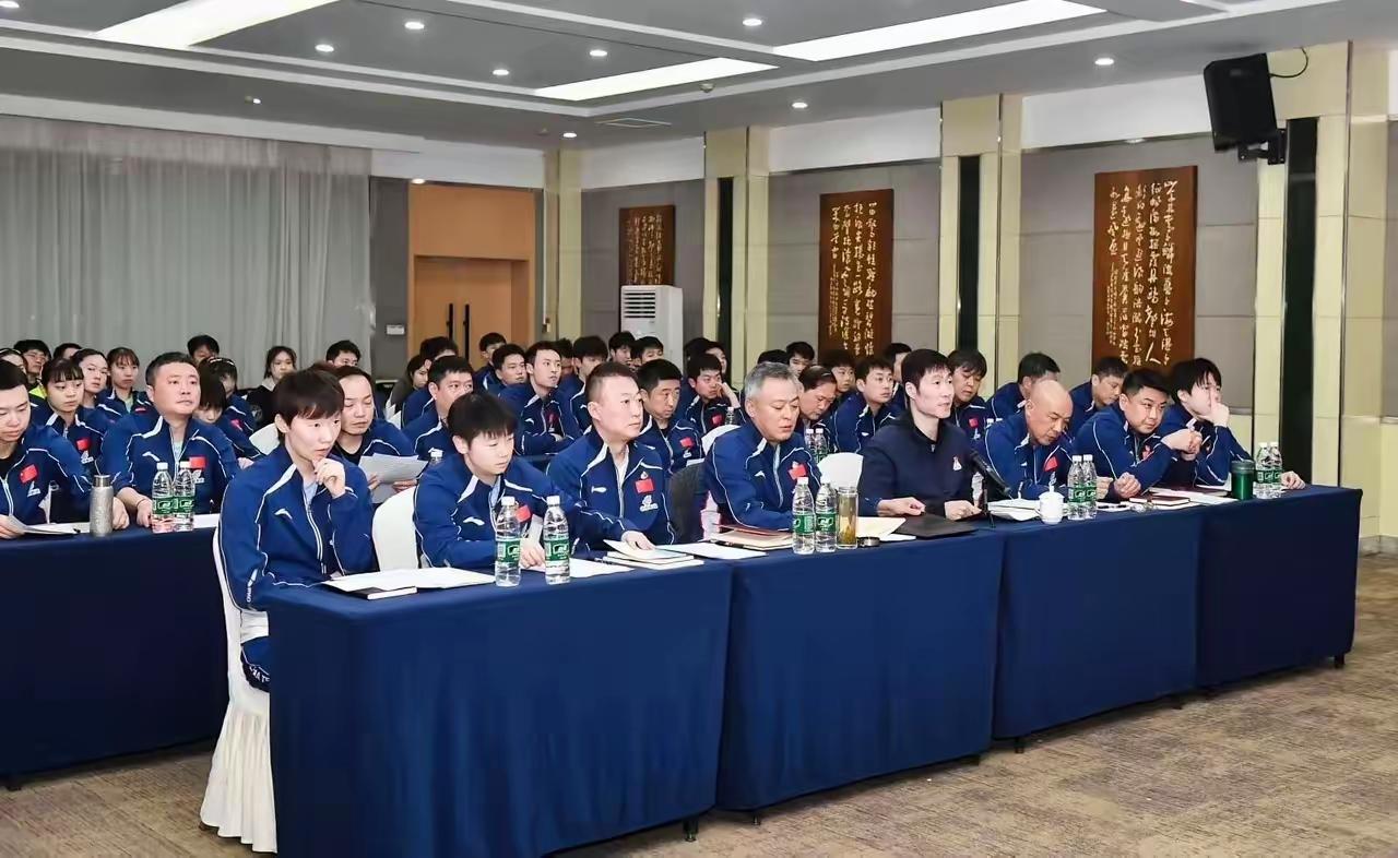 看完萨格勒布站资格赛的结果真的很揪心，国乒十位二线选手接连出局，这样的成绩实在没