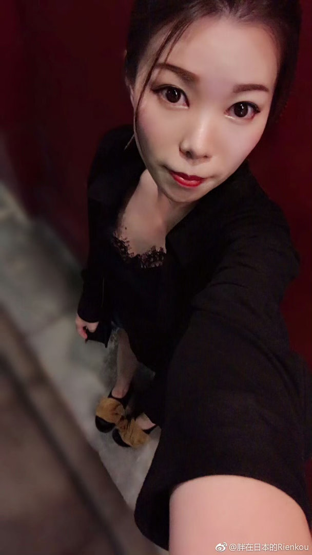 【搬运】2018年10月11日想要一个会拍照的老公我自认为长得也还算端正啊但我家