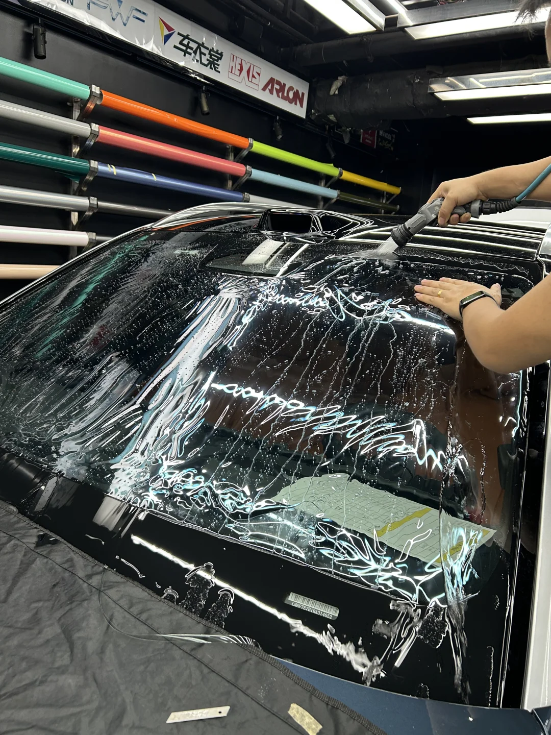 问界M9丨Teckwrap秃鹰高隔热太阳膜