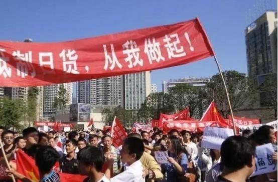 反差太明显了！从前中日一有摩擦，全民自发抵制日货的声音铺天盖地，如今中日博弈持续
