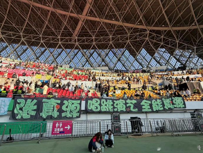 期待他未来的表现，每一步都充满无限可能。 