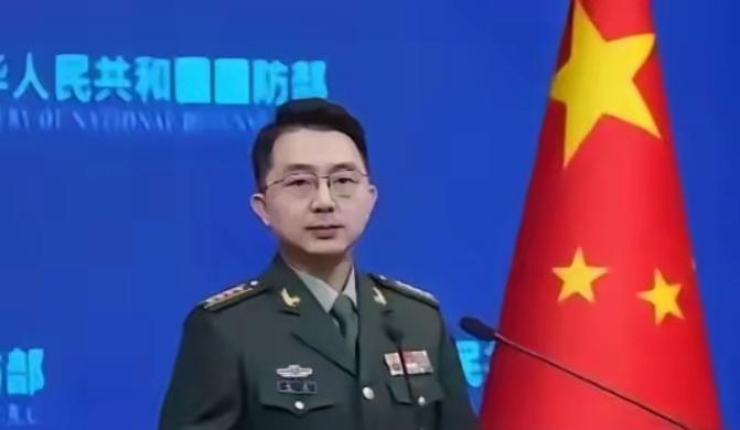 亮剑台海，寸土不让！
 
6月13日，台海直接上演“硬碰硬”场面，解放军一次性出