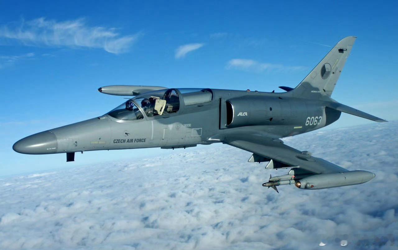 俄乌冲突 捷克总理巴比什表示，不会向乌克兰出售L-159教练战斗机，因为捷克军队