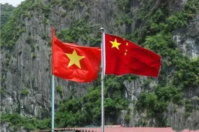 越南不恨美国，不恨日本，就连被殖民几十年的法国也不恨，唯独就是恨中国！

其实，