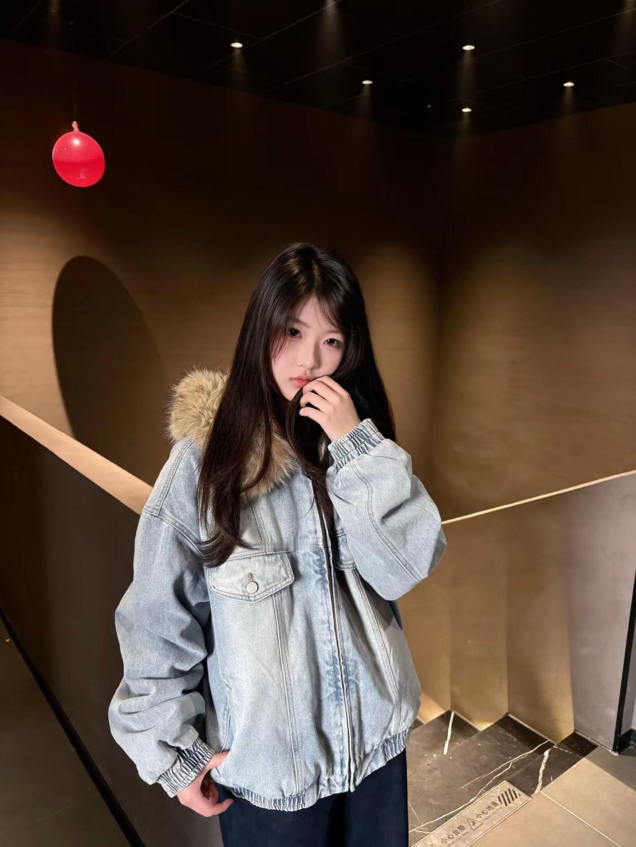 萌是我的外表 忧郁是我的性格。