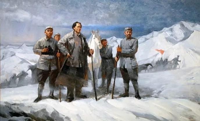 红军在翻越大雪山时，一个衣着单薄的红军同志被冻死，指挥员让人把负责发放军需的同志