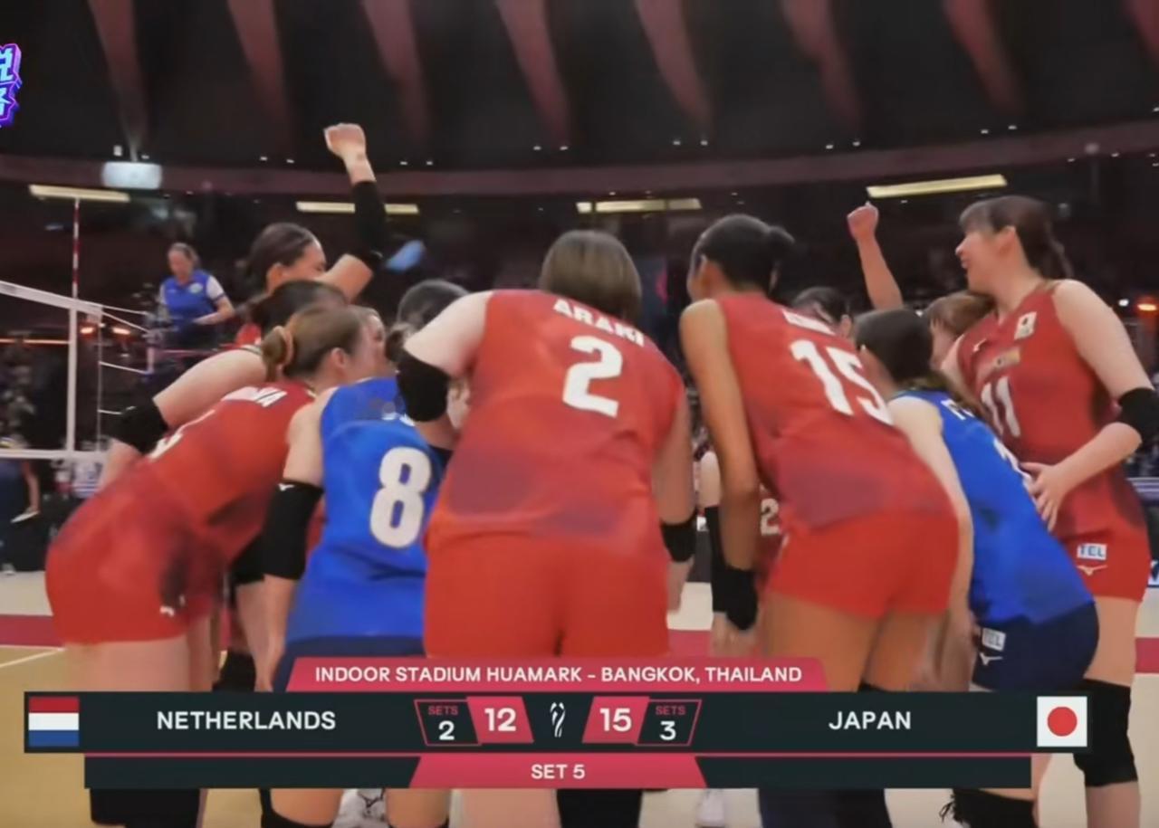 泰国女排世锦赛，
日本女排3—2荷兰女排，
日本女排赢进世锦赛的四强，
面对荷兰
