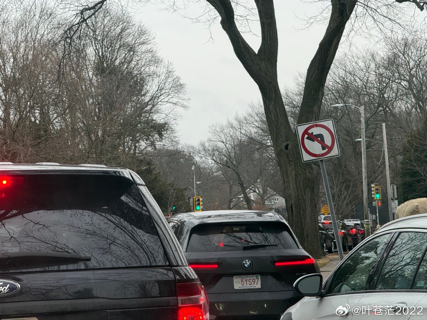 AI这么发达，怎么一直不能改善高峰期的交通拥堵？ 