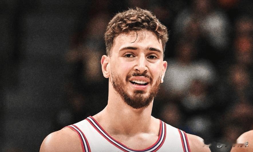 今天火箭输给快船20分，他们最近罕见接连输给弱队，问题到底出在哪？根源在于惜败掘