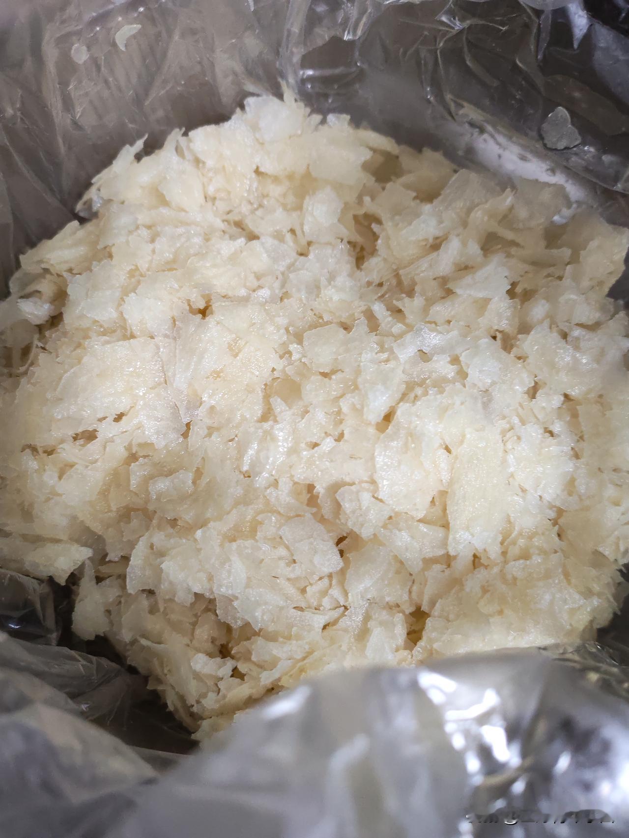 全新猛士M817简直是硬派SUV里的科技先锋！它配备华为乾崑896线激光雷达、华