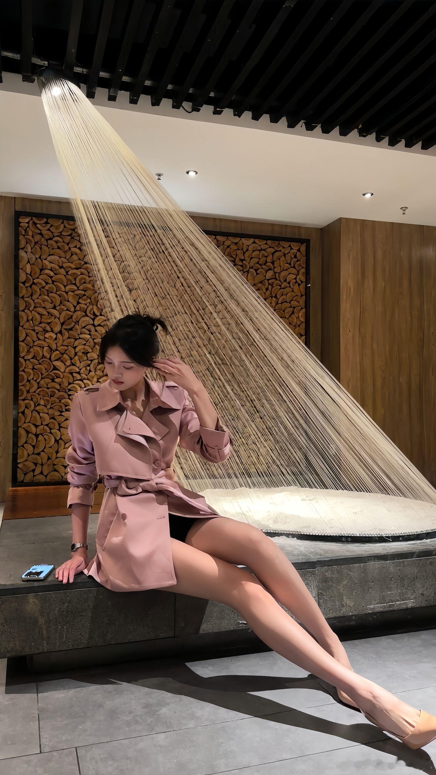 约拍 风衣的美好美女绘梦长廊