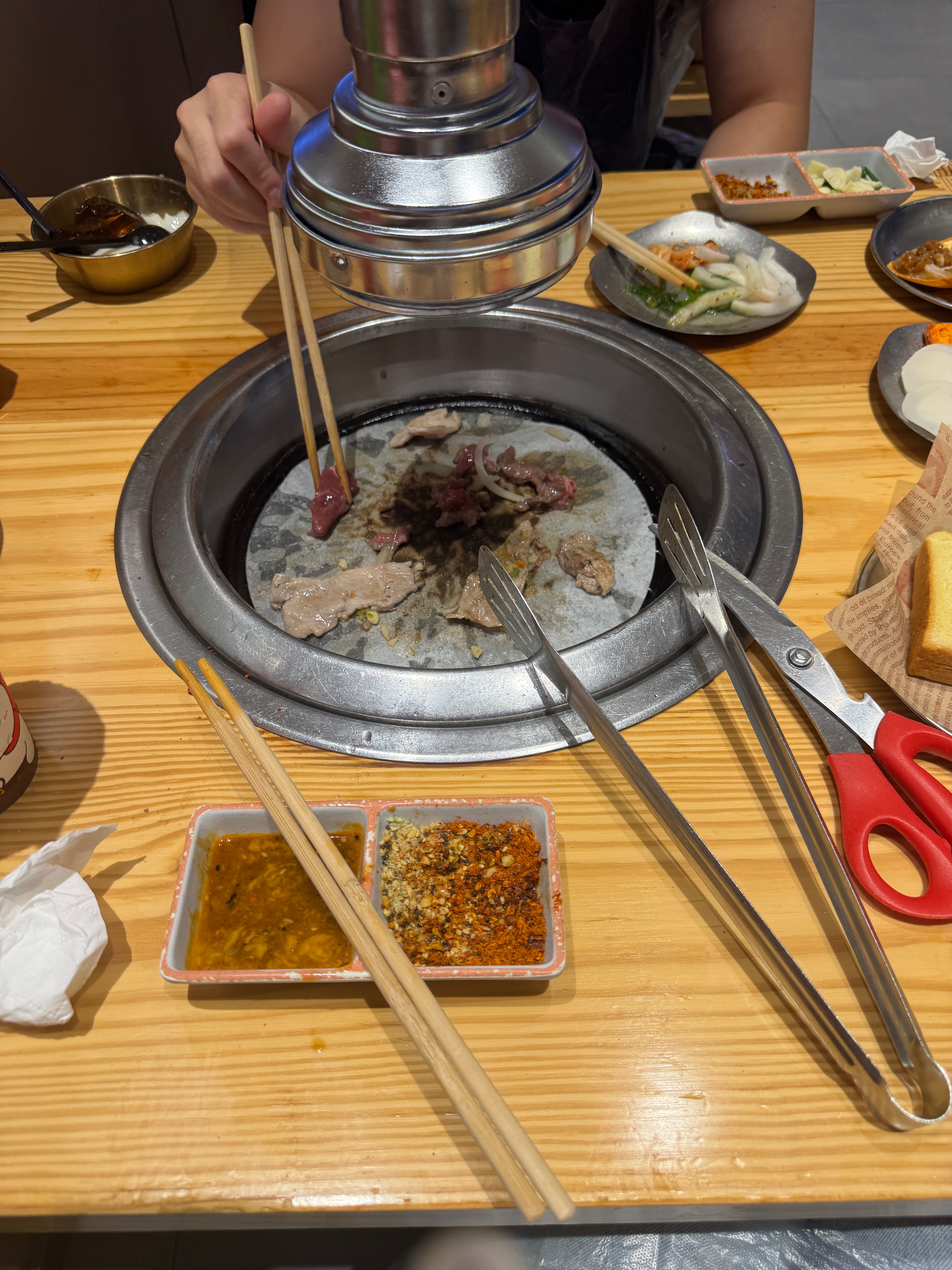 吃肉肉 