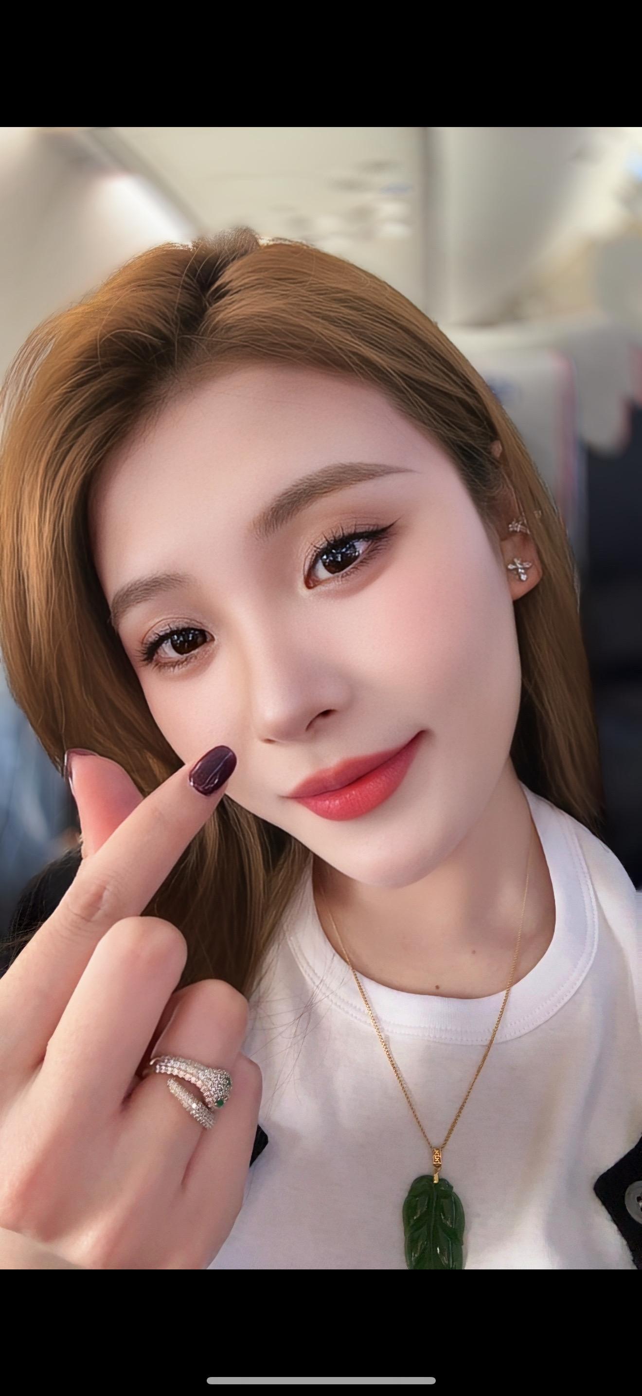 留一点未经雕琢的私心 存几分不必解释的沉默