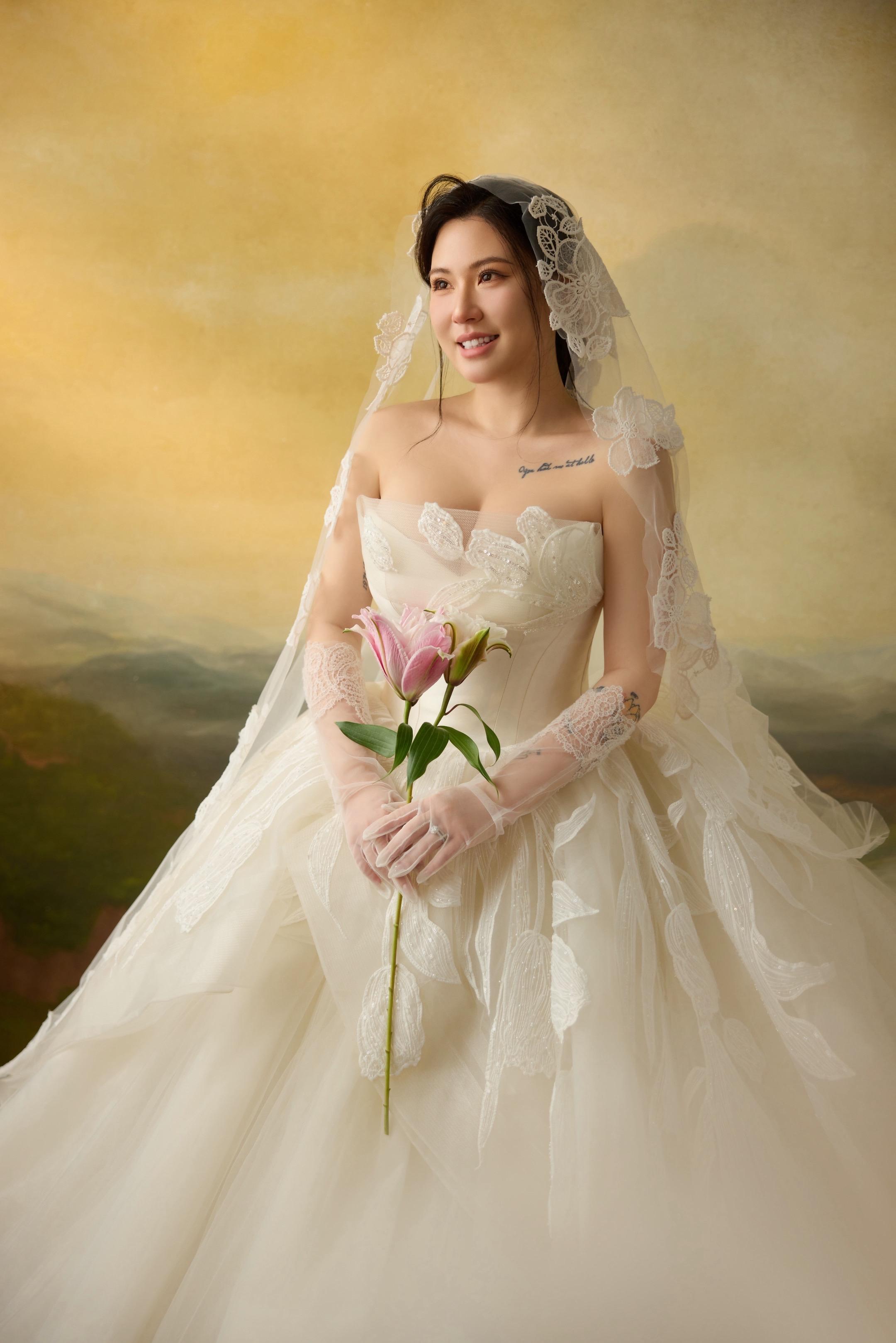 “没更新的日子 在悄悄幸福”