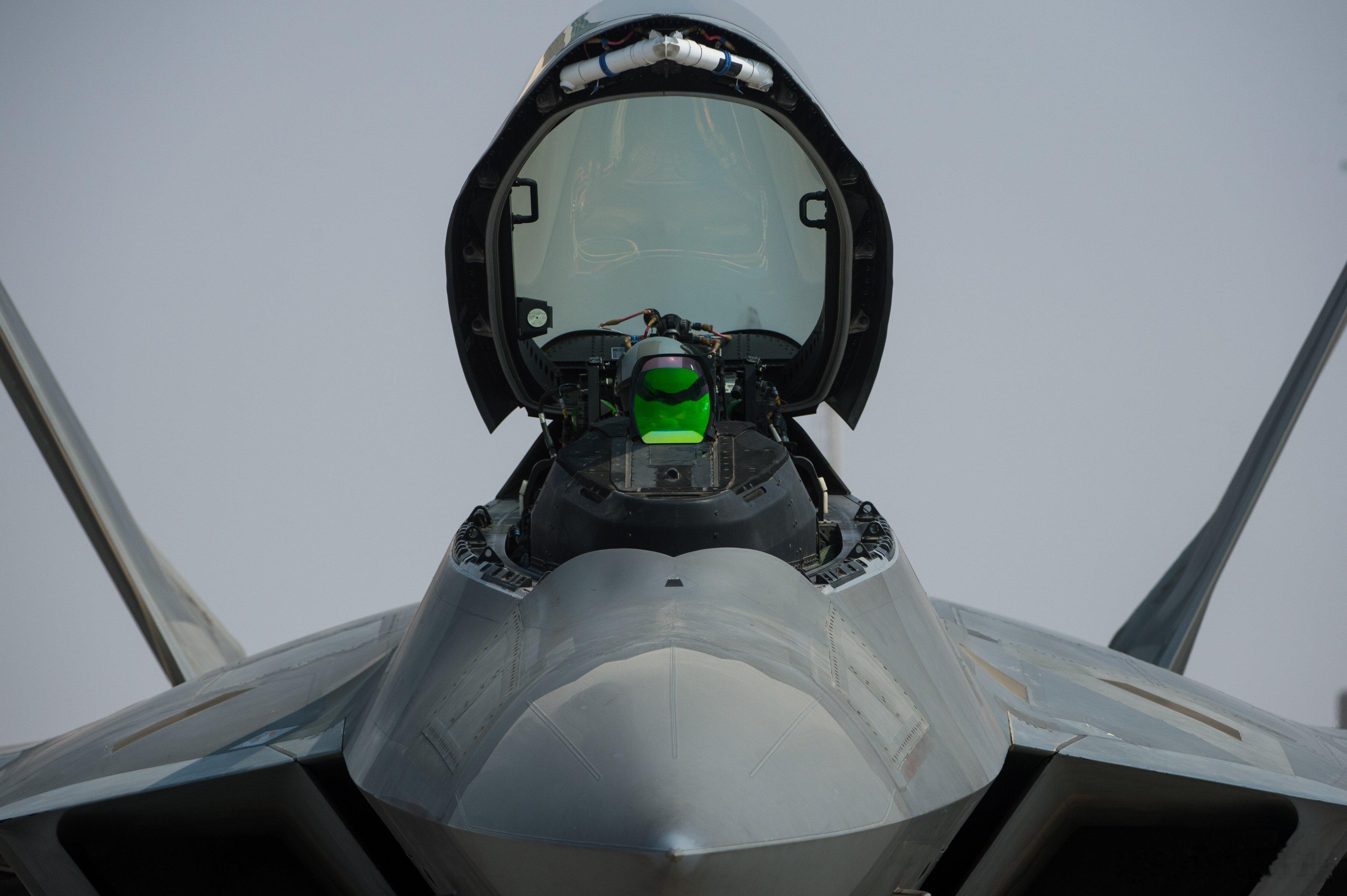 F-22 