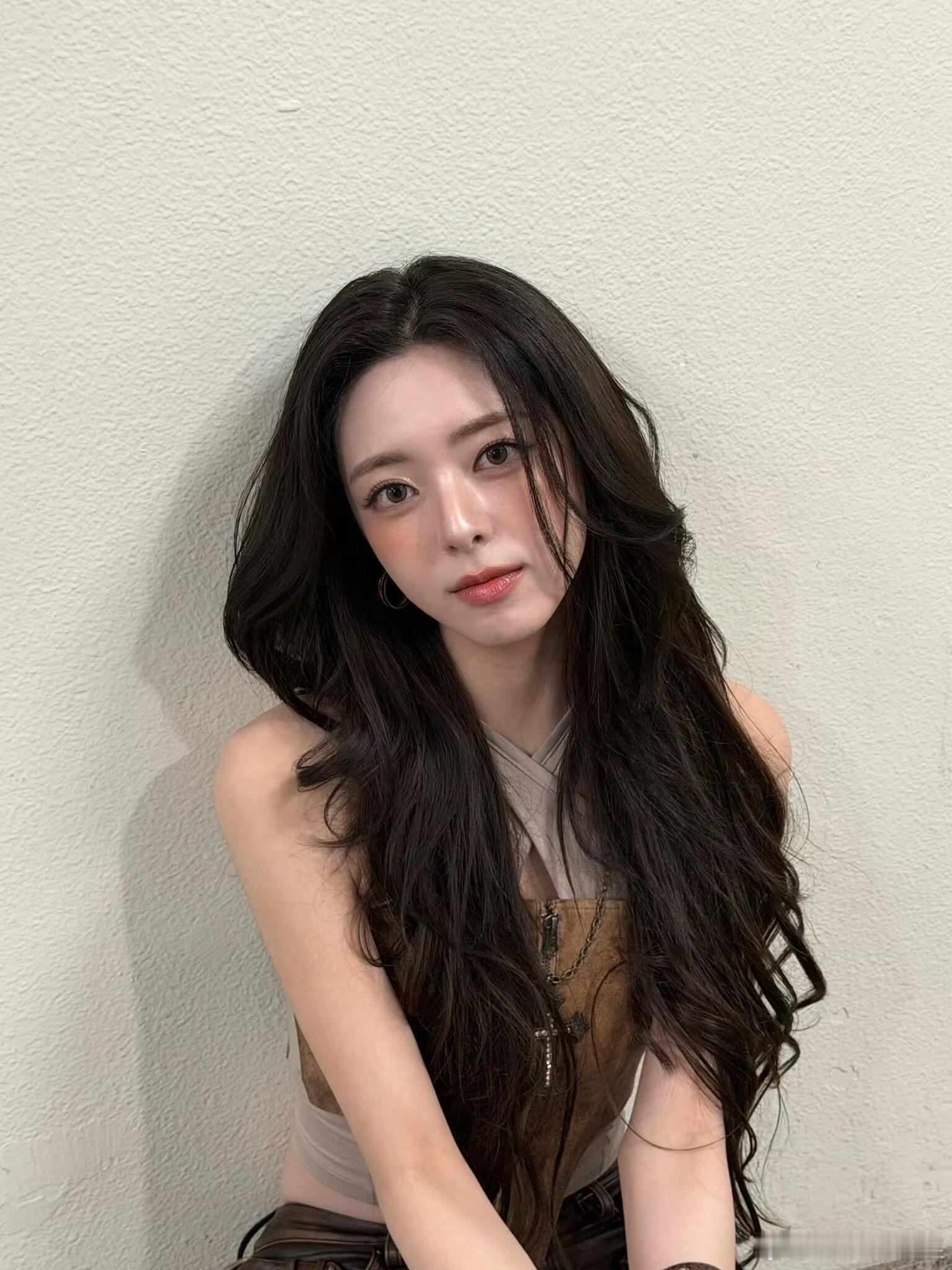 申有娜solo出道申有娜将于3月solo出道 ITZY申有娜YUNA将于3月发行