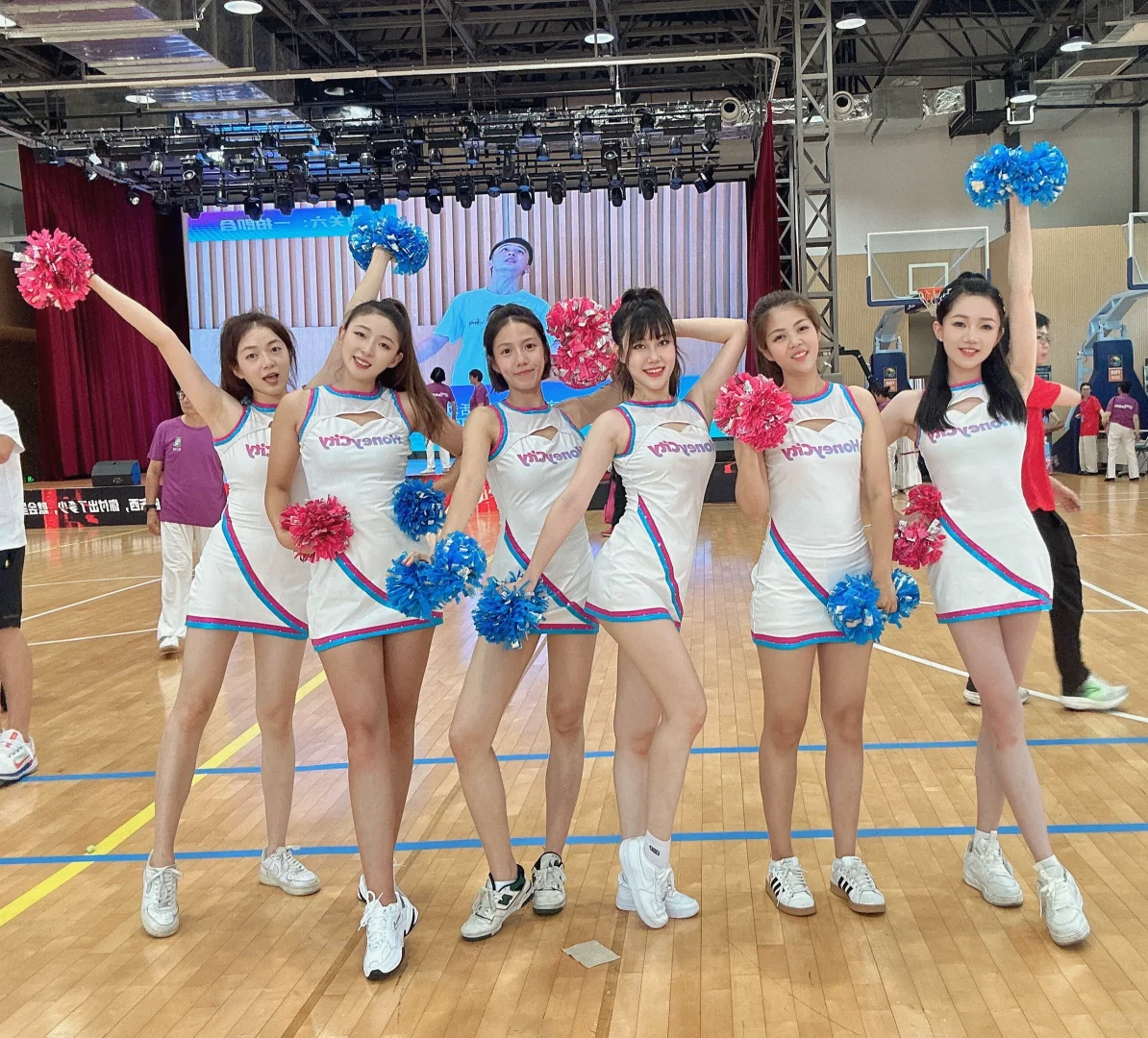 当一天的啦啦操宝贝是什么体验💃