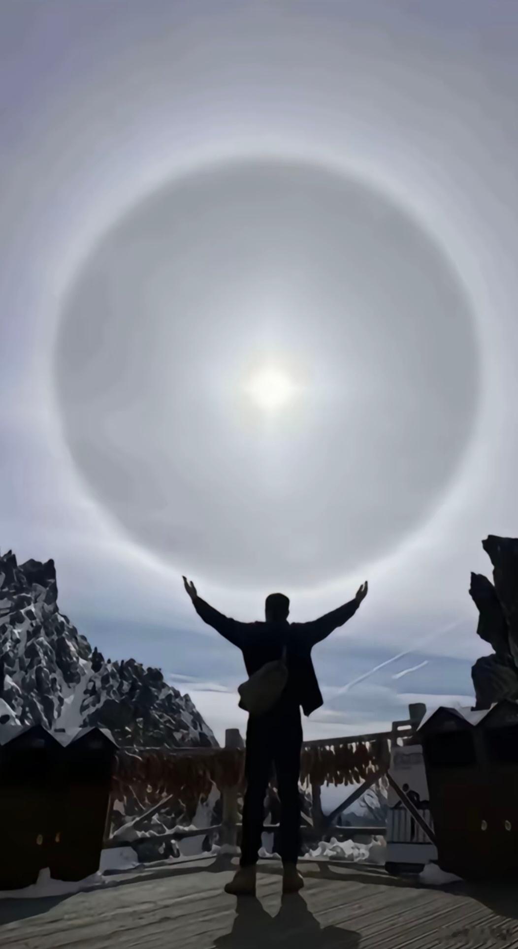 下方支撑力度蛮强的，有人在托底～～～ ​​​