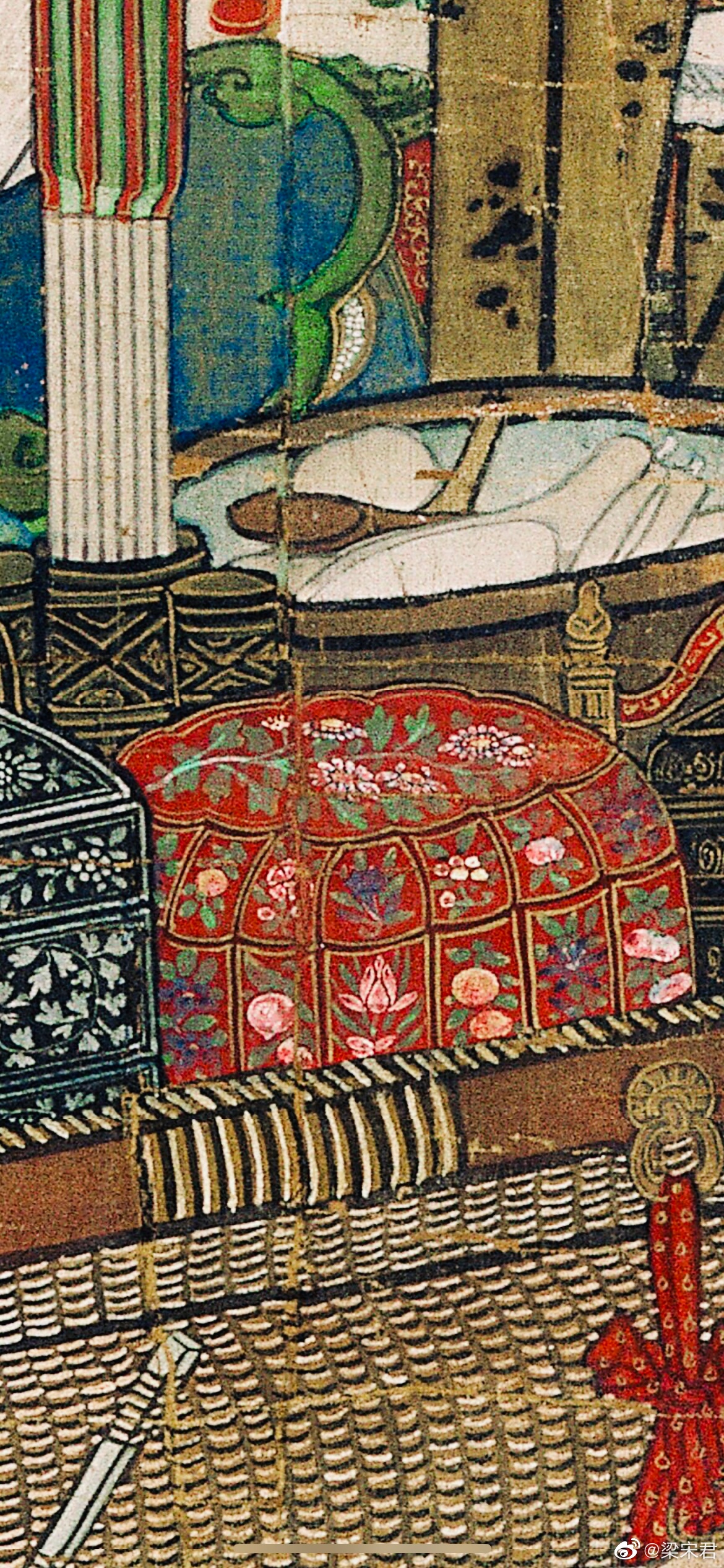 太喜欢这种四季折枝花样的彩绘漆盒了明媚旖旎现在也可以利用图三这种盒子（可能还有更