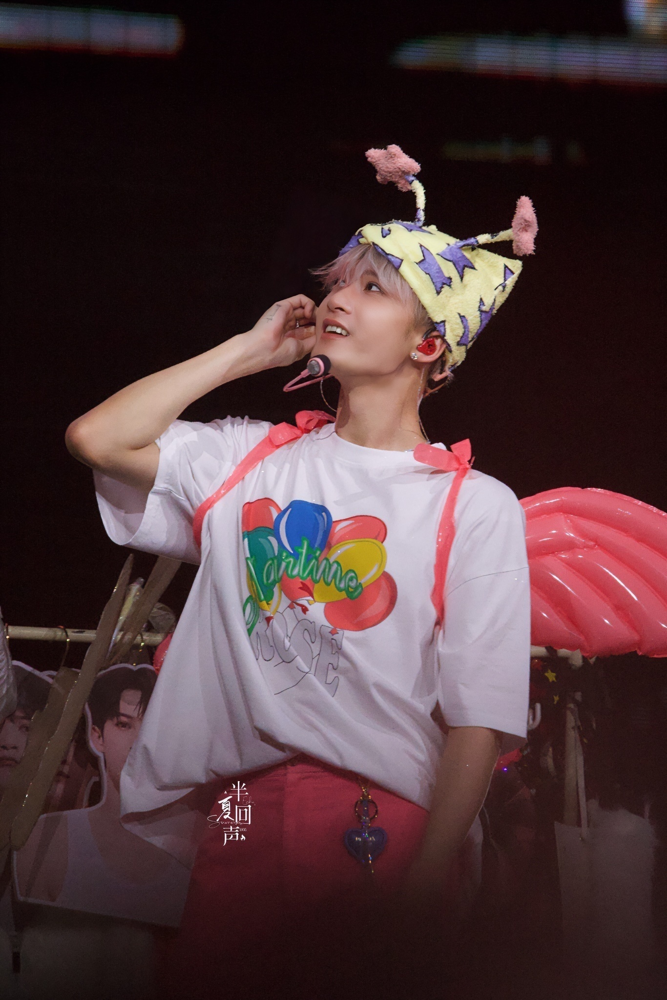 檀健次和张艺兴的舞台真是天壤之别 ​​​