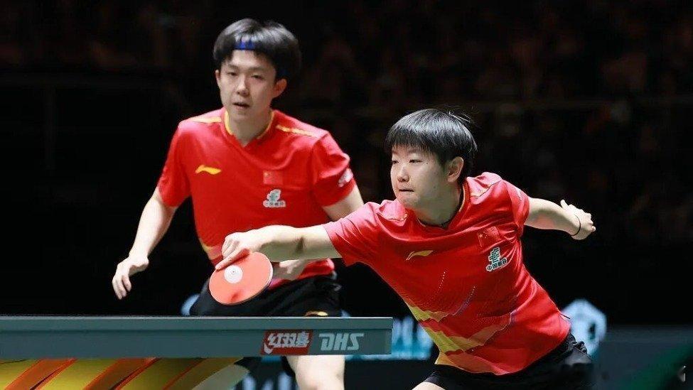 凤凰新闻【3连冠+11战全胜！国乒赢麻了】澎湃新闻记者胡杰发自成都再次交手，即便