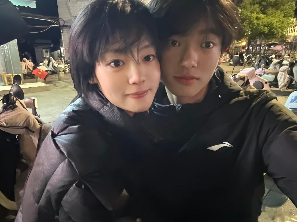 终于熬出夫妻相来了 