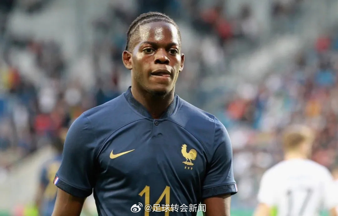 罗马诺发推：卢克巴预计将在今夏离开莱比锡红牛，这已经引起了很多俱乐部的关注。卢克