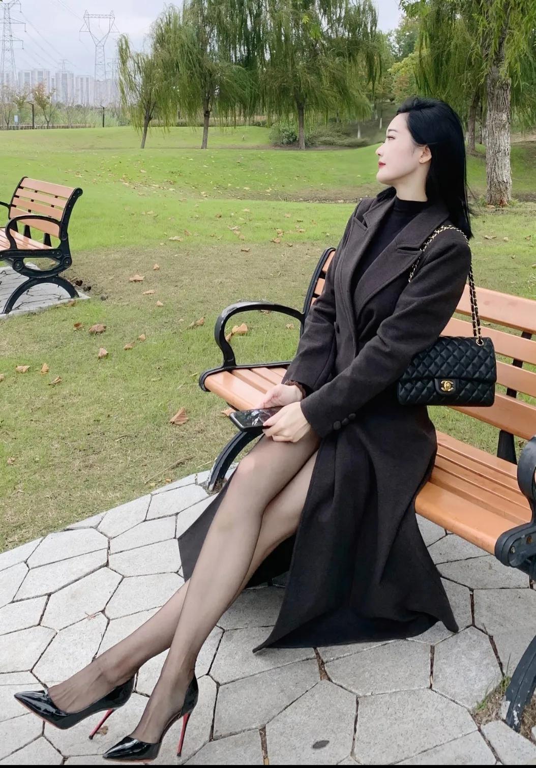 阿姨的腿🦵真直溜大长腿大美人 高清美女