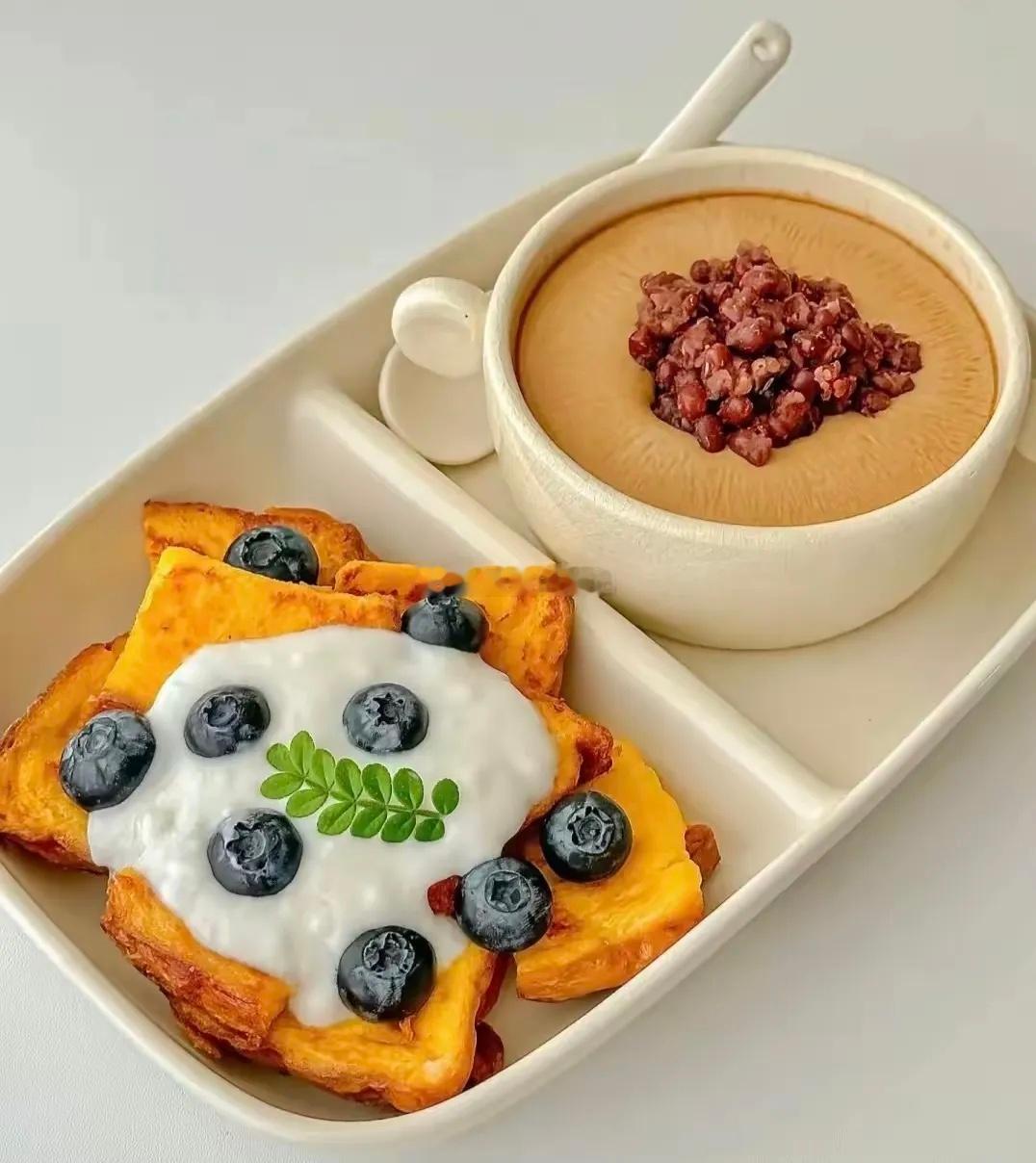 早评|三大股指跳水回落，周一的A股市场会怎么走？1、上证指数上攻受阻后于尾盘再次