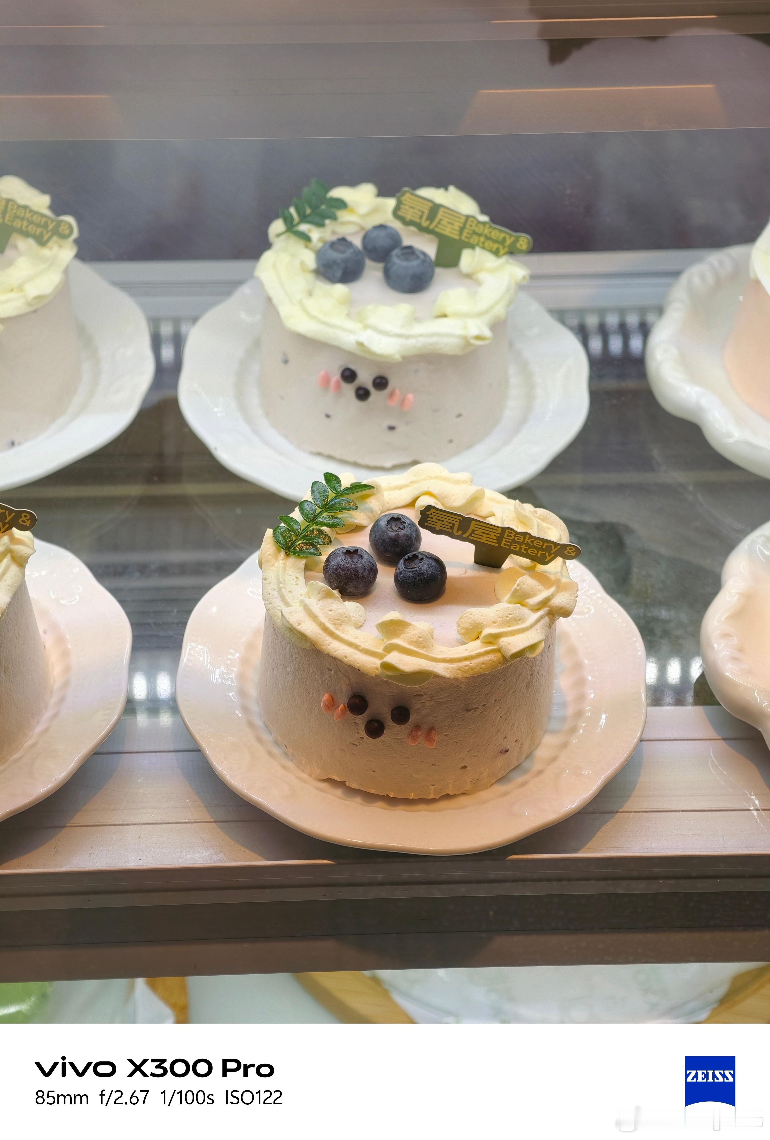 一块面包的价格不该超过15元超过18的小蛋糕也一律拒绝这么小一个30多真抢钱 